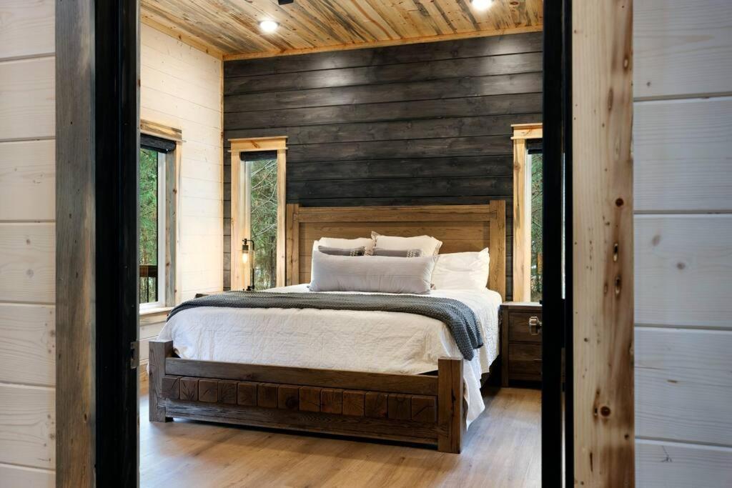 Lone Pine Lodge. Brand New! 2 Bedroom Luxury Cabin. Broken Bow Εξωτερικό φωτογραφία