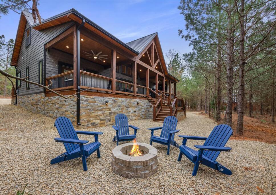 Lone Pine Lodge. Brand New! 2 Bedroom Luxury Cabin. Broken Bow Εξωτερικό φωτογραφία