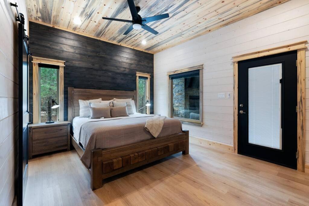 Lone Pine Lodge. Brand New! 2 Bedroom Luxury Cabin. Broken Bow Εξωτερικό φωτογραφία