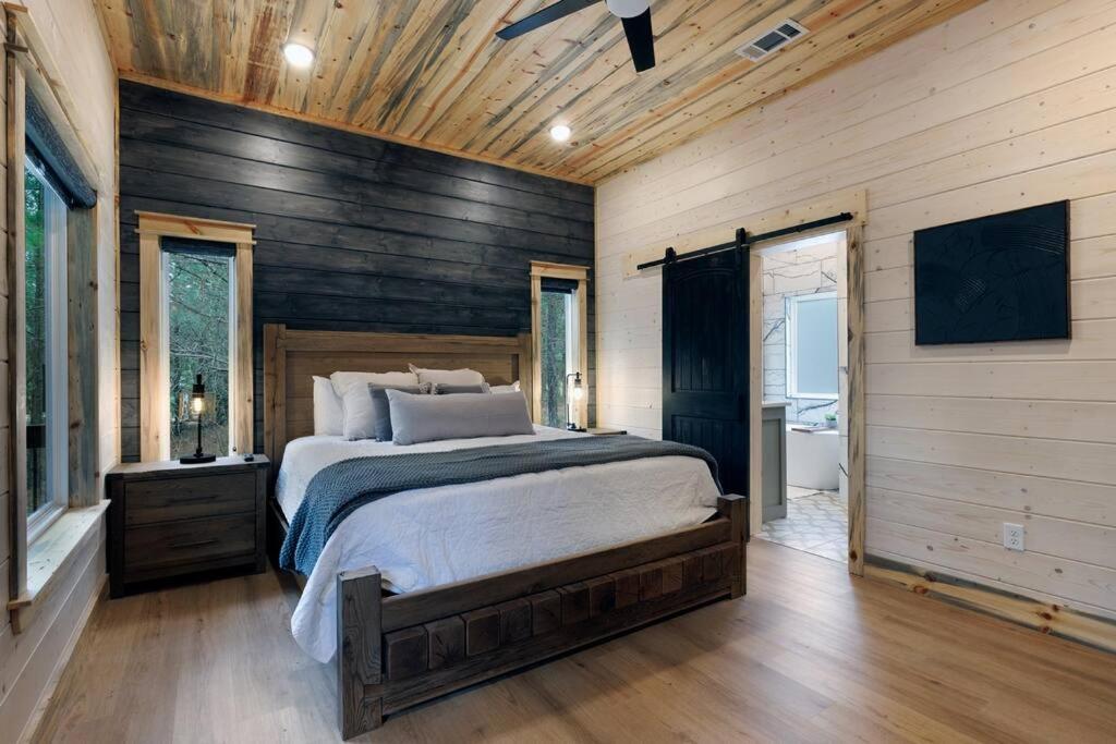 Lone Pine Lodge. Brand New! 2 Bedroom Luxury Cabin. Broken Bow Εξωτερικό φωτογραφία