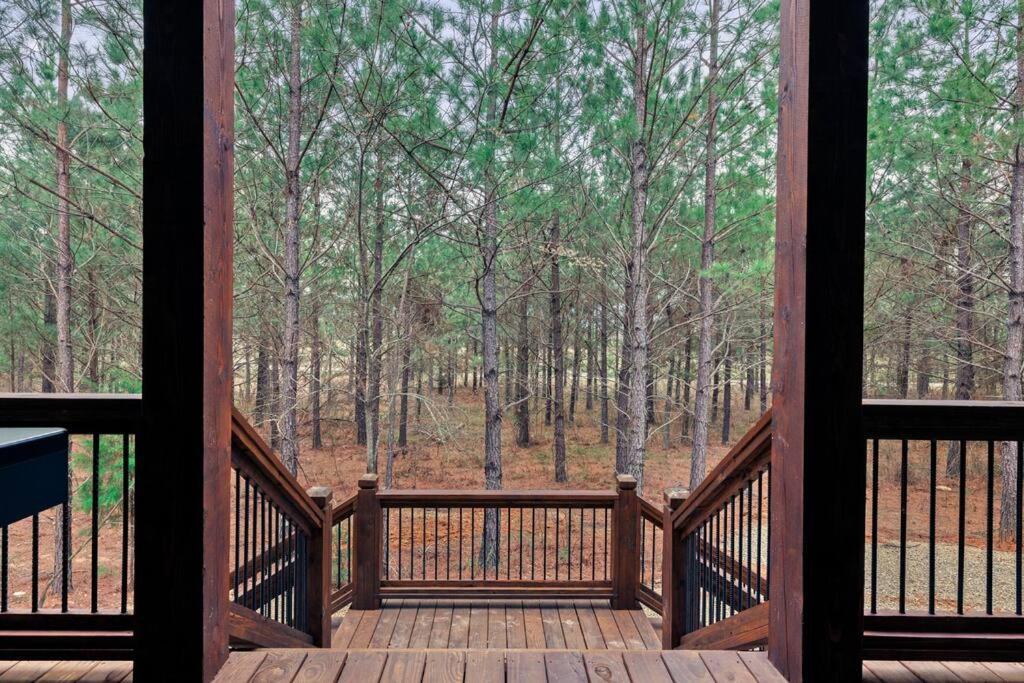 Lone Pine Lodge. Brand New! 2 Bedroom Luxury Cabin. Broken Bow Εξωτερικό φωτογραφία